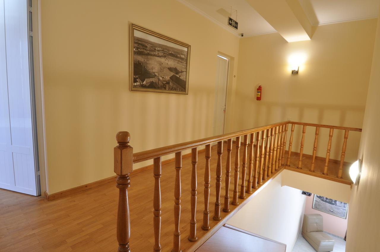 Albert House Hotel And Tours Jereván Kültér fotó