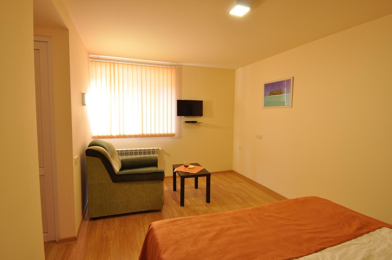 Albert House Hotel And Tours Jereván Kültér fotó