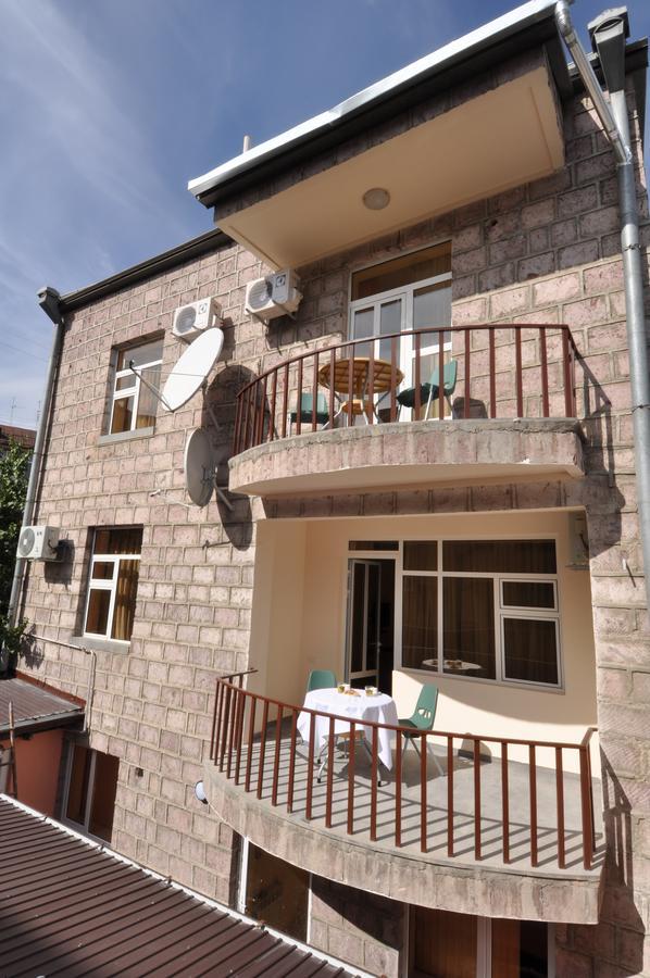 Albert House Hotel And Tours Jereván Kültér fotó